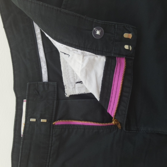 LEE ♡ Super-Sweet Black ONE TRUE FIT Lower on The Waist Comfy Bermuda Shorts 12 - Picture 6 of 9